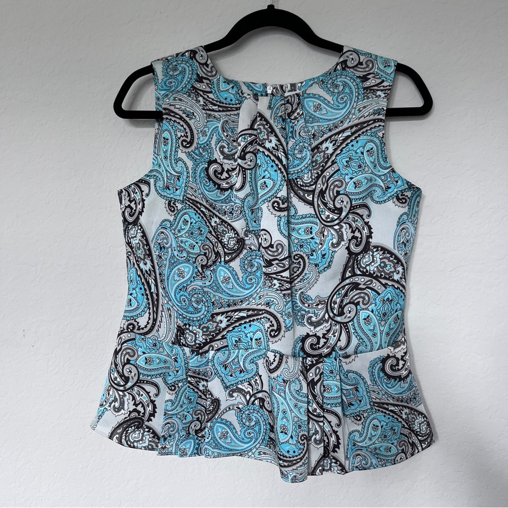 Liz Claiborne Sleeveless Top Paisley Print Blue and Brown Size Medium